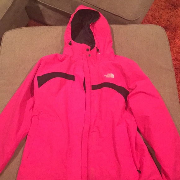 North Face coat - Picture 2 of 4